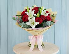 Букет цветов из:  Лилии и Розы в Федотово
