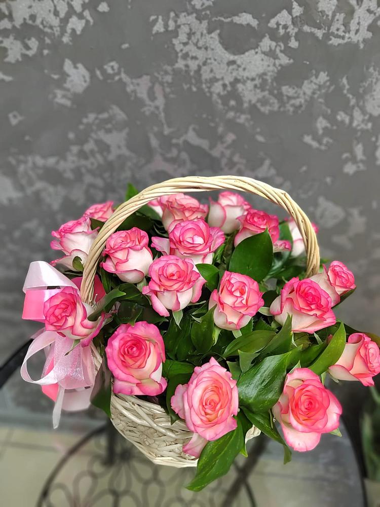 Цветочная композиция из Розы в корзине в Федотово