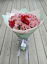 Букет цветов из:  Альстромерии в Федотово