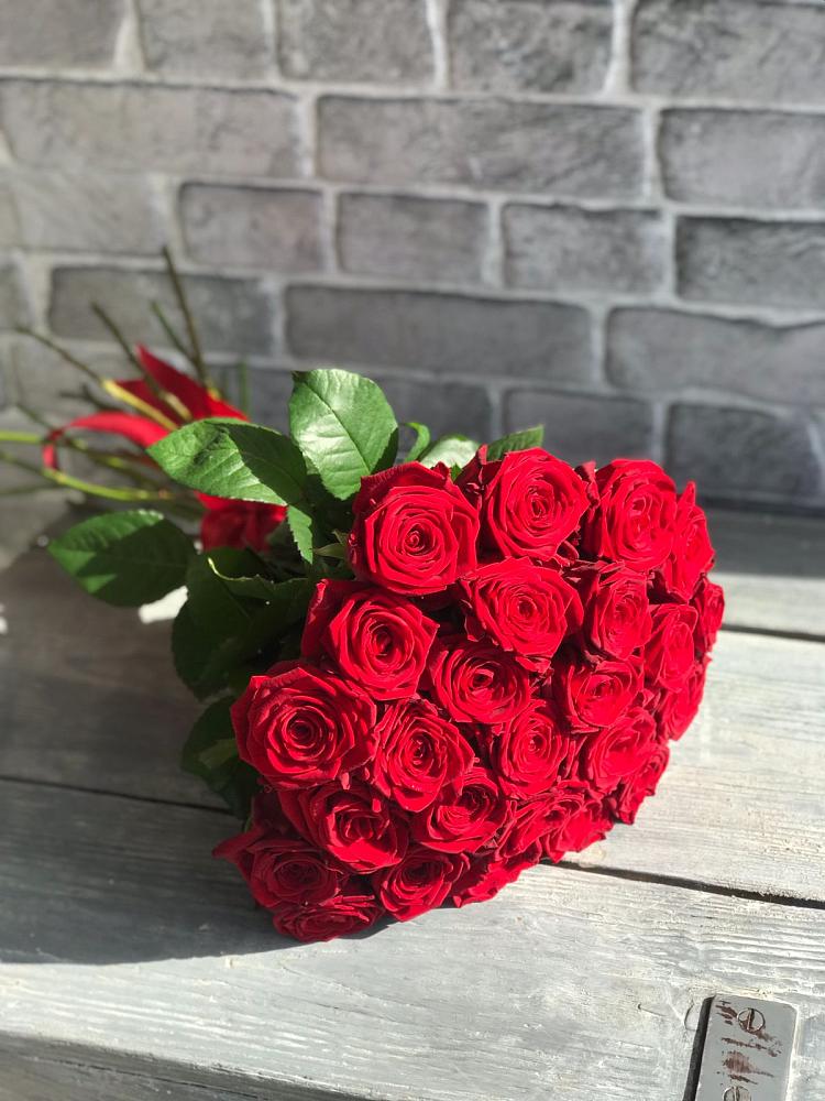 Букет Красные розы Фридом в Федотово