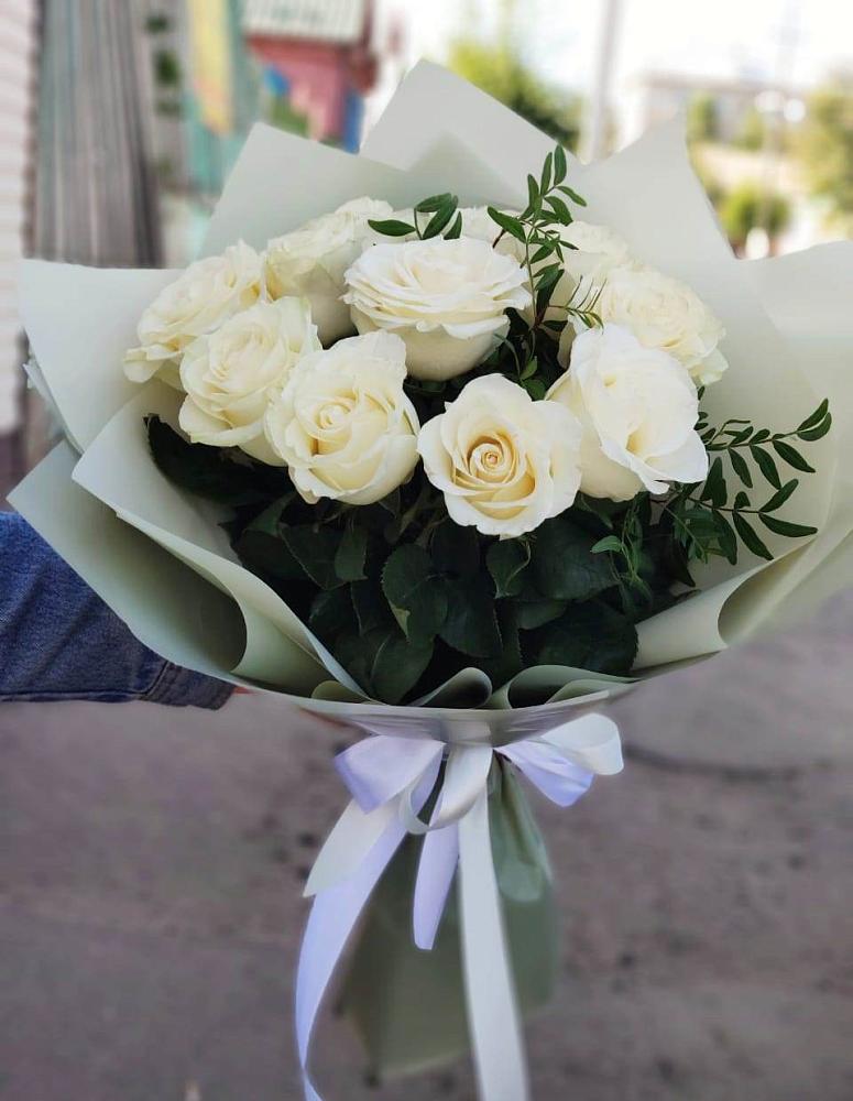 Букет Белые розы Проуд в Федотово