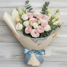 Букет цветов из:  Лизиантусы в Федотово