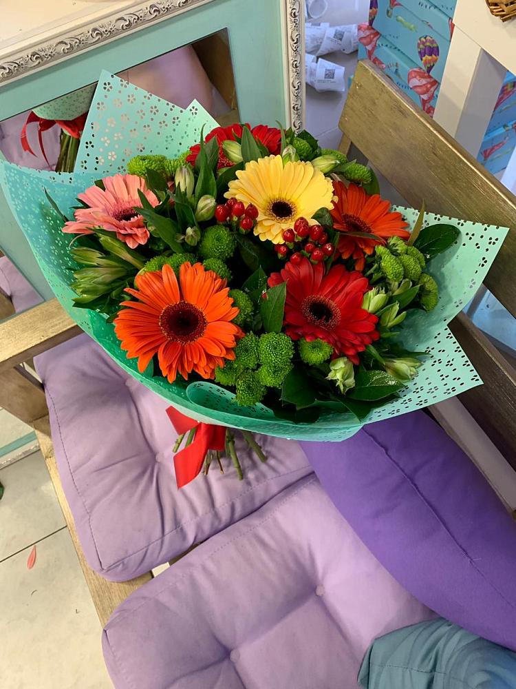 Букет цветов из: Герберы, Хризантемы и Альстромерии в Федотово