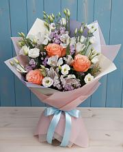 Букет цветов из:  Лизиантусы, Розы, Альстромерии и Гипсофила #REPLACE_PRED# Федотово