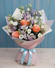 Букет цветов из:  Лизиантусы, Розы, Альстромерии и Гипсофила в Федотово