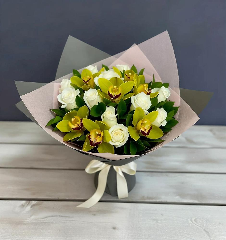 Букет цветов из: Орхидеи и Розы в Федотово