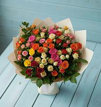 Букет Микс из разноцветных кустовых роз в Федотово